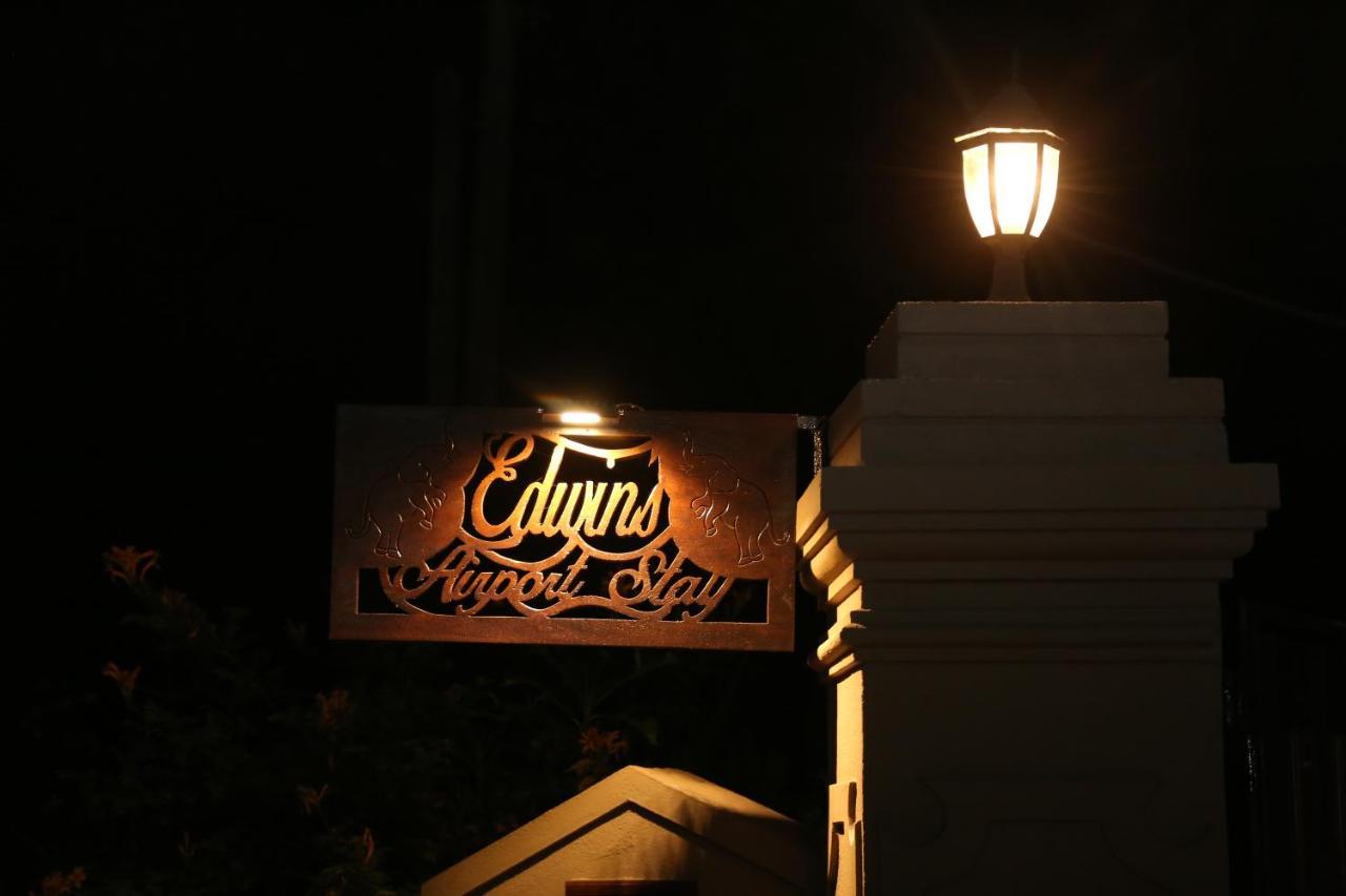 Edwin'S Airport Stay Dalupotha エクステリア 写真